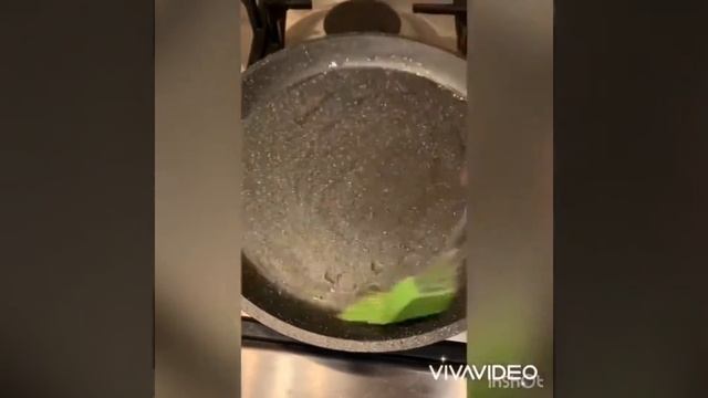 Блинчики с мясом. Такие вкусные. Ətli blinçik.. смотреть онлайн