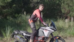 Крис Бирч. Турэндуро. Часть 4. Ускорение и торможение на мотоцикле