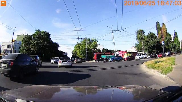 Жест Чкалова на переходе смотреть онлайн