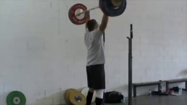 Push Press Battle Round 1 118 kg 260 lbs x 4