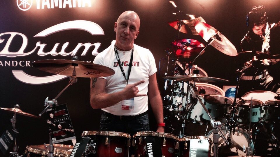 Преподаватель пo барабанам Игорь смотреть онлайн