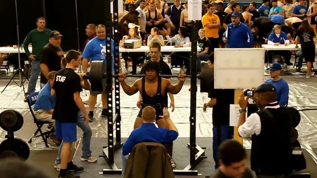 Isaiah Martinez 550 Squat смотреть онлайн