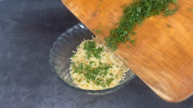 КАБАЧКИ ИСЧЕЗАЮТ ЗА РАЗ/ НЕ УСПЕВАЮ ПОДАВАТЬ НА СТОЛ/ ЛУЧШИЙ РЕЦЕПТ ЗАКУСКИ ИЗ КАБАЧКА смотреть онлайн