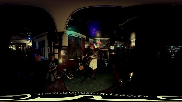 VR 360 - Pamela - Open Mic at the Neptune Inn смотреть онлайн