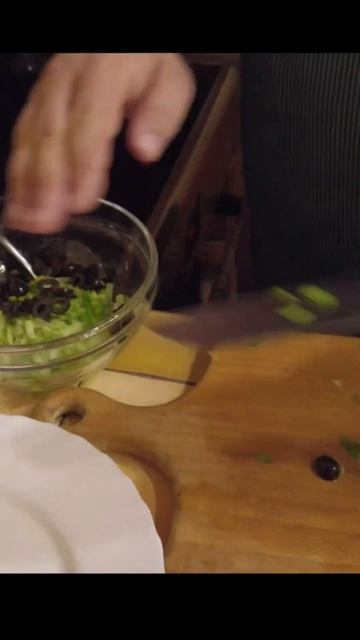 Рулет из лаваша. Вкусная и быстрая закуска #shortvideo #top #shortsvideo #cooking #cookingshorts смотреть онлайн