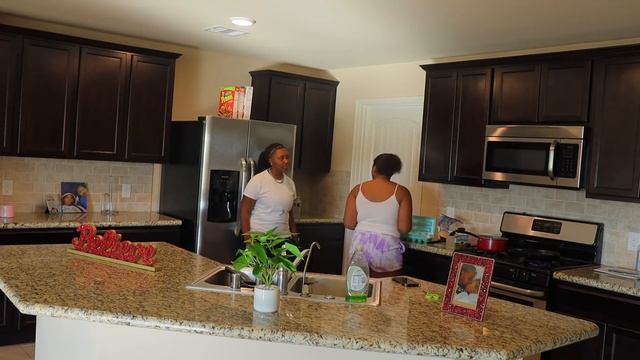 LOSE WEIGHT OR I'M LEAVING YOU PRANK ON FIANCE смотреть онлайн