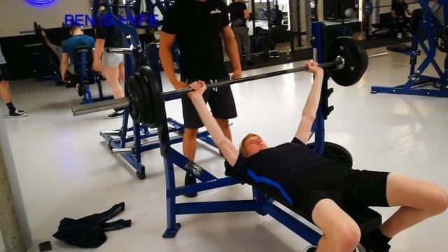 55 TONS BENCH PRESS! ROAD TO 100 TONS смотреть онлайн