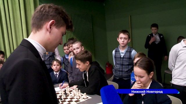 Чемпион Европы по шахматам среди школьников до 13 лет, мастер спорта FIDE Максим Жуков встретился с