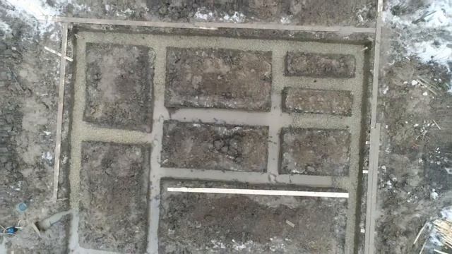 Ставят фундамент на феникс 4к в зеркале смотреть онлайн