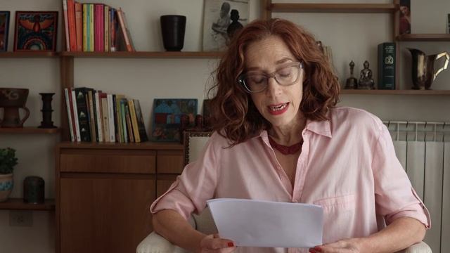 Triángulos Plateados:  Vínculos sin etiquetas final por Flora Proverbio