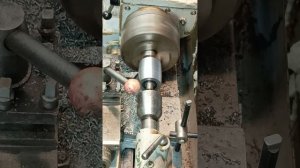 Точение ролика бочонка для гриндера.