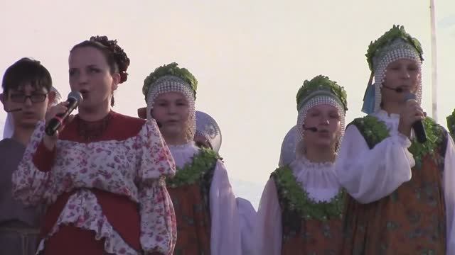 Песня "Россия" Алёна Ларькина ансамбль русской песни Золотой ларец