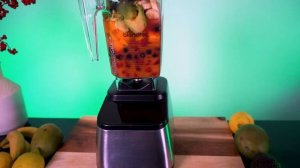 Creating/Filming: Blending made easy − with the Blendtec Designer 725 (Smoothie)