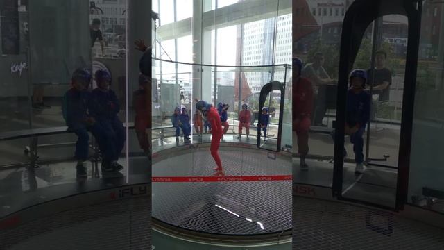 Марк выход в открытый космос