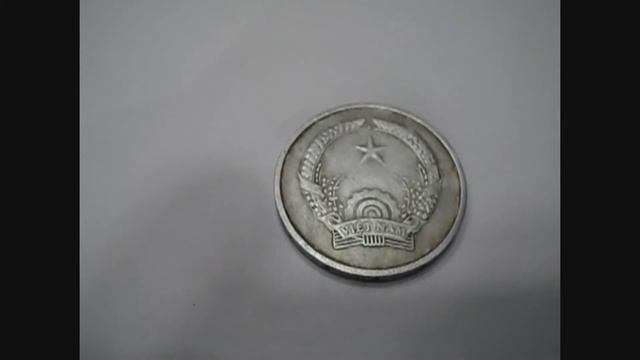 1 ДОНГ 1976 года, Вьетнам. смотреть онлайн