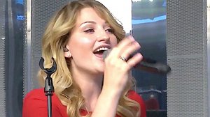 Песня Анастасии Максимовой РАЗНЫЕ :Лера Массква: