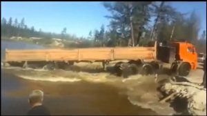 тяжелая техника застрянет в грязи компиляция, экстремальные грязевые ванны, грузовики кольматации п