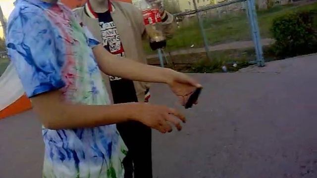 КолаМентосЛарик выйграл спор