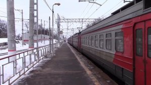 ЭД4М-0304 и ЭД4М-0502, платформа Салтыковская