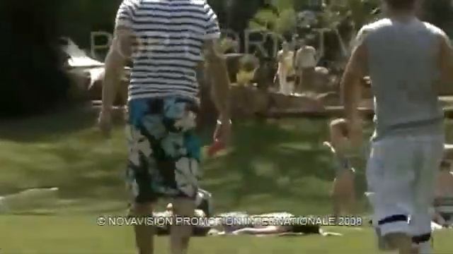 Hidden Camera Wake Up Mad boys YouTube смотреть онлайн