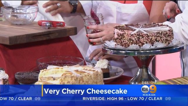 It's (Almost) #NationalCheesecakeDay: Here's A DIY Recipe смотреть онлайн