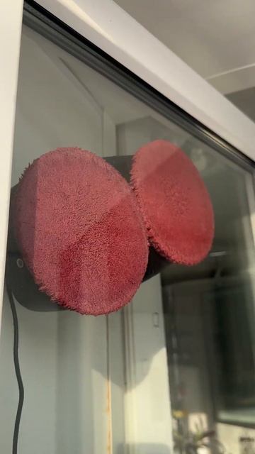 Как и чем правильно очищать стёкла с роботом стекломойщиком смотреть онлайн