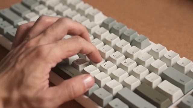 요즘 저소음 기계식 키보드 смотреть онлайн