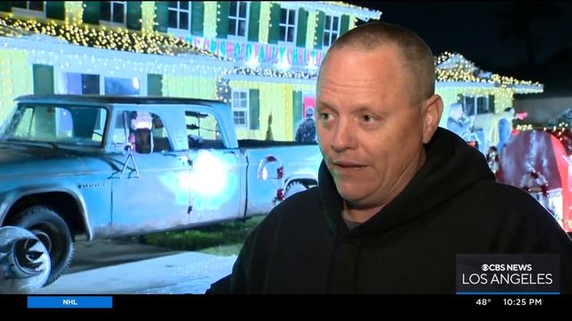 "Christmas Vacation" house returns to La Mirada смотреть онлайн