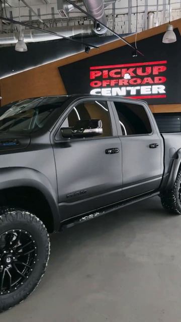 PICKUP OFFROAD CENTER смотреть онлайн