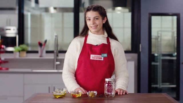 How to Make Miso-Honey Vinaigrette with Salad with ATK Kids | Scientifically Delicious смотреть онлайн