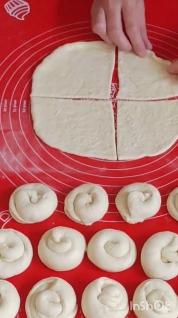 Быстрый завтрак готов за считанные минуты.Вкусные  французские булочки#shorts #булочки