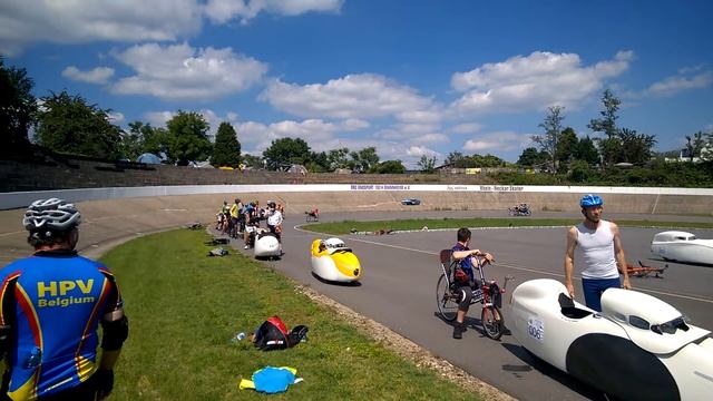 49 km/h mit Velomobil!!! смотреть онлайн