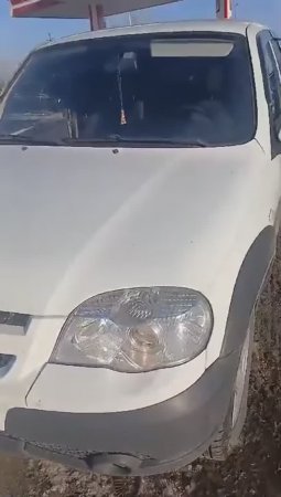Автомобиль временно возвращается с передовой.