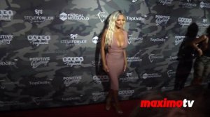 Bonus Clip: Lindsey Pelas 2019 Babes in Toyland "Support our Troops" Red Carpet