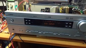 YAMAHA HTR-5630 не включається