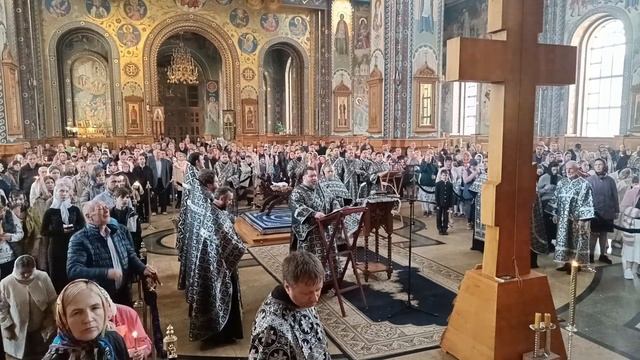 "Днесь висит на Древе.." диак. Сергий Трубачев смотреть онлайн