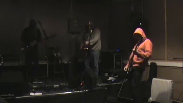 Sunny Jim and the size 9's Come down смотреть онлайн