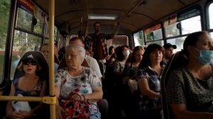 Вам старая дверь нужна?