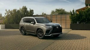 Lexus LX 2025 года подорожал и получил новый гибрид LX 700h