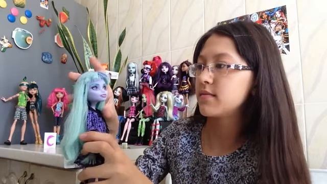 Mh Twyla смотреть онлайн