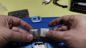Замена акб в умных детских часах. как заменить аккамулятор 582728 400mah
