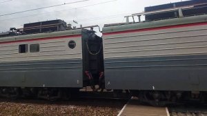 Двойной грузовые поезда 4 (с днём железнодорожника)