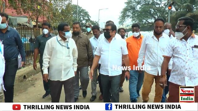 MLA BZ Zameer Ahmed Khan Visited and Held Grievances from Road side Vendors смотреть онлайн