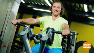 Зарядка для спины. Доброе утро. Фрагмент выпуска от 06.02.2025