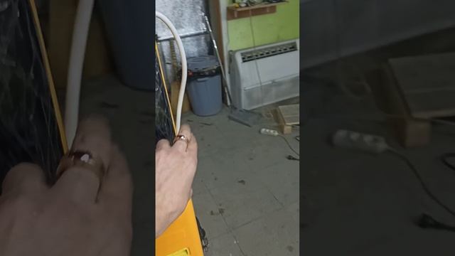 Осушитель воздуха для сушилки ковров обзор подключение. Две предыдущие модели.