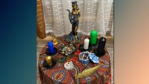 АЛТАРИ  ЗРИТЕЛЕЙ...