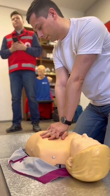 Базовый курс по Первой помощи прошел в Орловском Региональном отделение РКК 1 и 2 апреля. смотреть онлайн