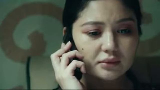 Олисдаман фарзандим.Мусофир онани шеъри албатта эштинг.👉Лайк👍 ва Подписатьсяни 🔔унутманг✔.