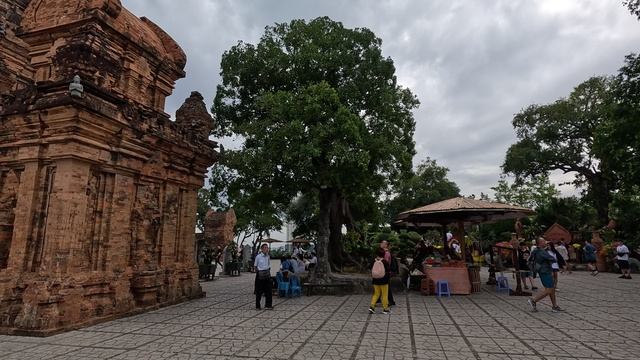 Чамские башни в Вьетнаме смотреть онлайн