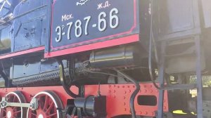 Паровоз ЭР-787-66,построен в 1952г., Венгрии!!! Паровоз стоит на пути ,к станции Долгая!!!